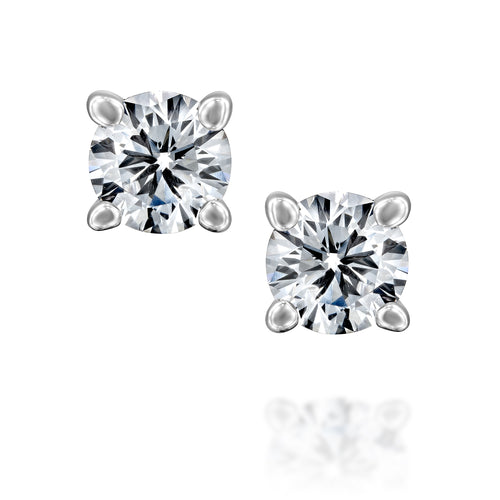 עגילי מרטיני סוליטר בשיבוץ יהלומים טבעים צמודים לאוזן