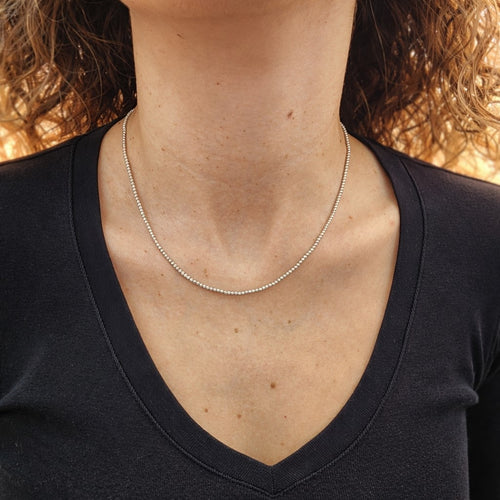 שרשרת כדורים מזהב צהוב בעיצוב עגול קלאסי