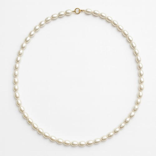 שרשרת פניני אורז אמיתיות טבעיות בעיצוב עדין ונשי עם ברק טבעי ומרשים