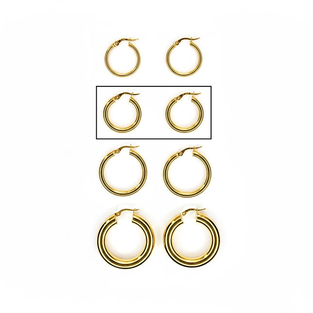 עגילי חישוק זהב בקוטר 2.2 ס"מ בעיצוב קלאסי ונקי למראה יומיומי אלגנטי