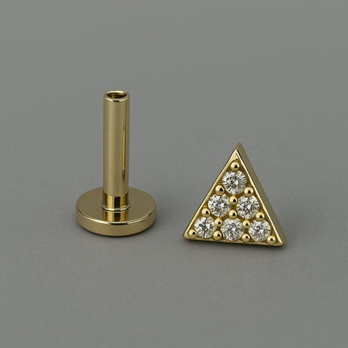 עגיל משולש (בודד) מזהב צהוב עם יהלומי מעבדה