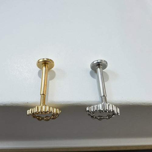 פירסינג (בודד) מזהב בצורת V עם יהלומי מעבדה ושרשרת