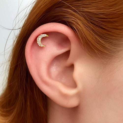 עגיל חצי חישוק ירח (בודד) מזהב צהוב עם יהלומי מעבדה