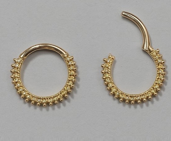 עגיל חישוק (בודד) זהב עם עיגולים עיצוב יוקרתי ומעודן