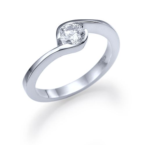 טבעת אירוסין סוליטר זהב לבן "קרן"