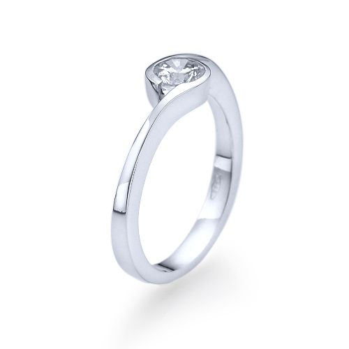 טבעת אירוסין סוליטר זהב לבן "קרן"