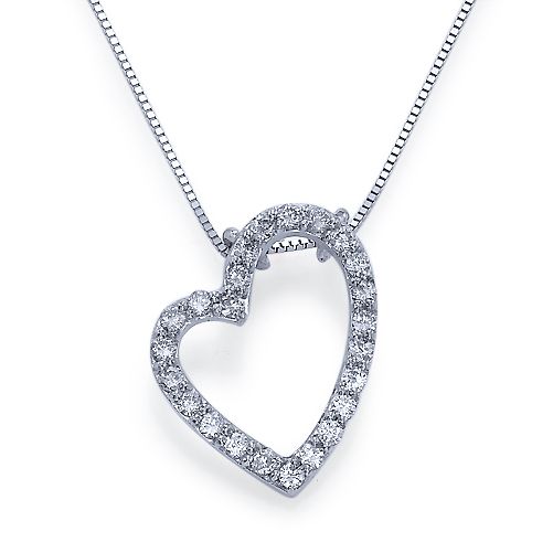 שרשרת זהב עם תליון לב משובץ יהלומים טבעיים במשקל כולל 0.40 קראט