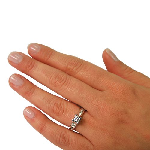 טבעת אירוסין זהב לבן "ג'ניפר"