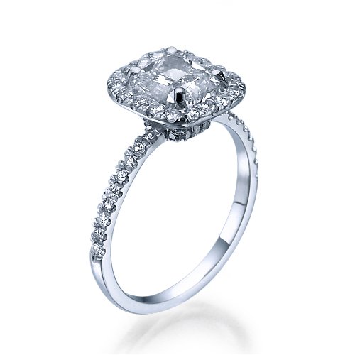 טבעת יהלום זהב לבן בחיתוך "קושיין"