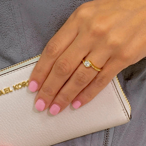 טבעת אירוסין סוליטר זהב צהוב "קרן"