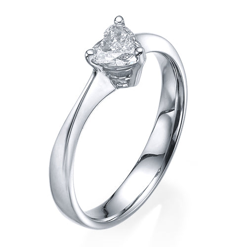 טבעת יהלום "לב"