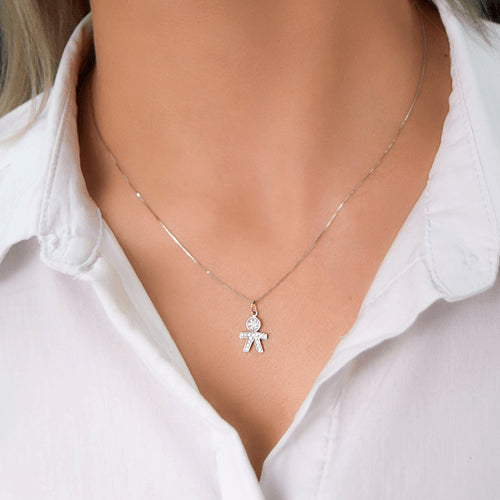 תליון יהלום ילד משובץ ב 22 יהלומים 0.20 קראט על שרשרת זהב