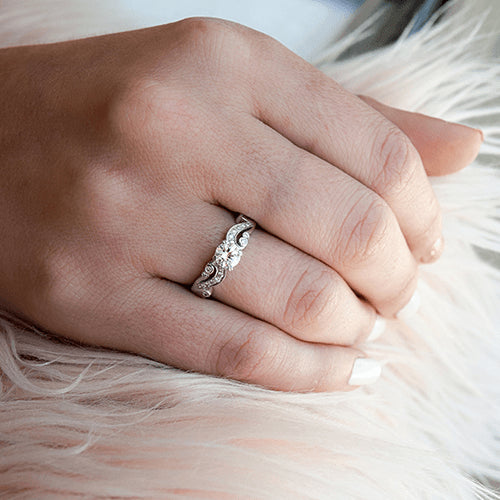 טבעת יהלומים "ג'ני" בעיצוב וינטאג'