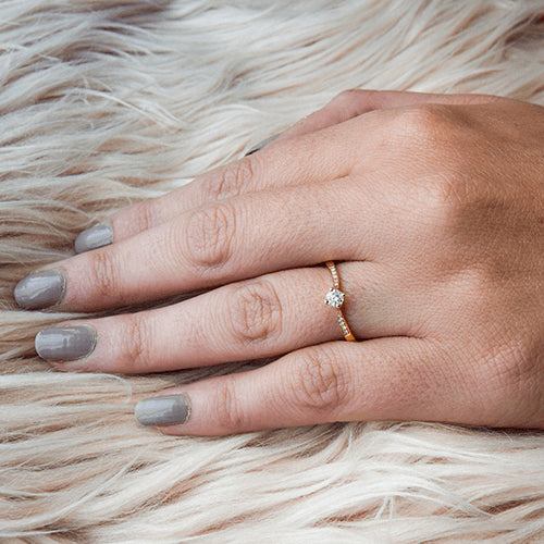 טבעת אירוסין זהב צהוב "אנג'לינה"