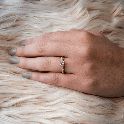 טבעת יהלומים זהב צהוב מקולקציית הוינטאג' הייחודית