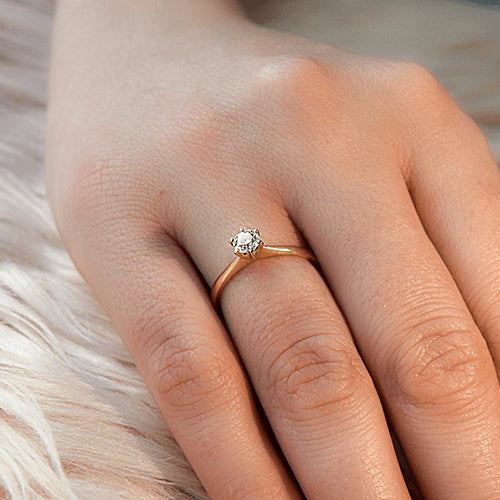 טבעת אירוסין זהב צהוב "דונה"