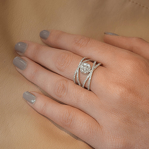 טבעת אירוסין זהב לבן "קלאודיה"