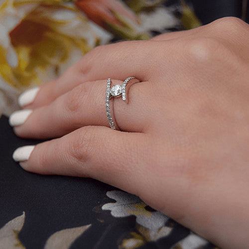 טבעת אירוסין זהב לבן שאנון