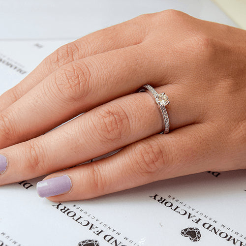 טבעת אירוסין זהב לבן "לורן"