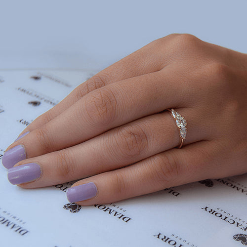 טבעת יהלום "טיפה 3 יהלומים"