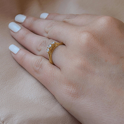 טבעת 3 יהלומים