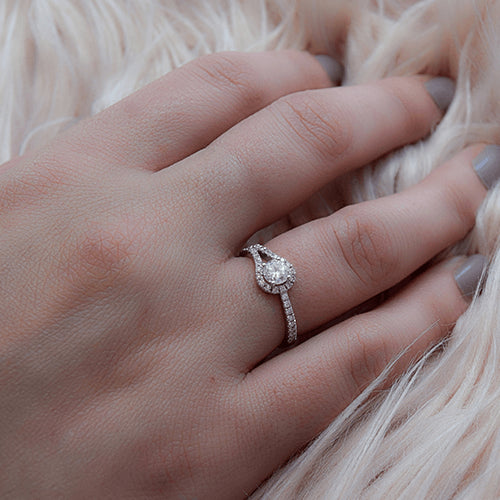 טבעת אירוסין זהב לבן "אנה"