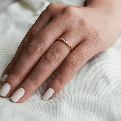 טבעת שורת יהלומים