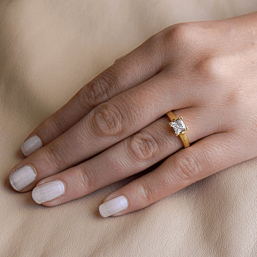 טבעת אירוסין סוליטר זהב צהוב איירין