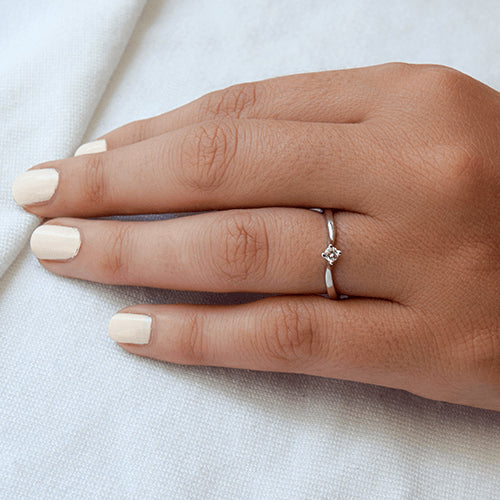 טבעת אירוסין זהב לבן "ג'ול"