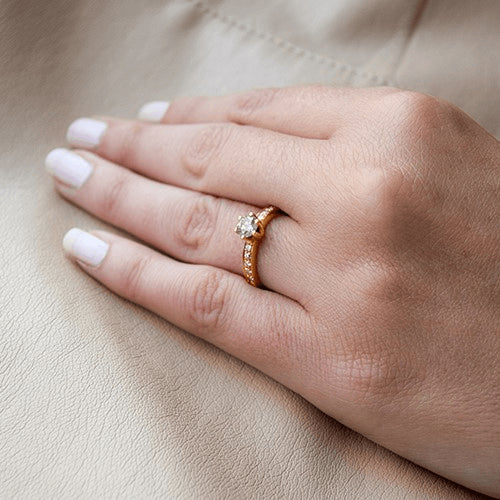 טבעת אירוסין קלאסית "ורוניק" זהב לבן