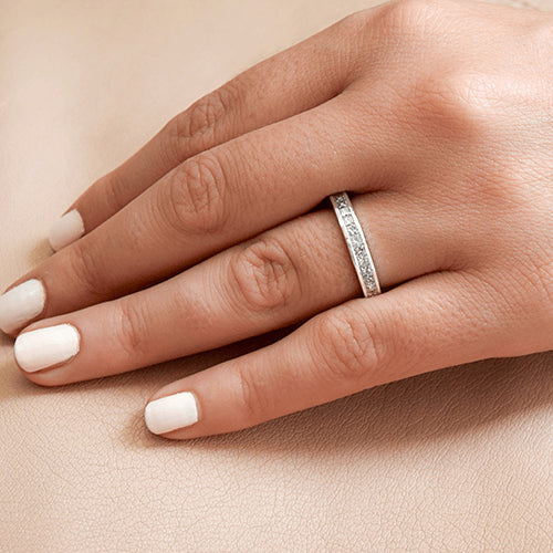 טבעת יהלומים זהב לבן "פאולה" פרינסס