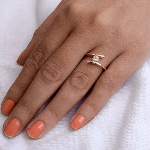 טבעת אירוסין זהב צהוב ליליאן