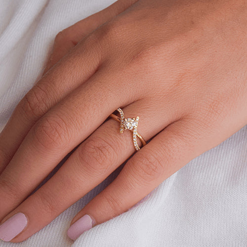 טבעת אירוסין זהב צהוב "מייגן"