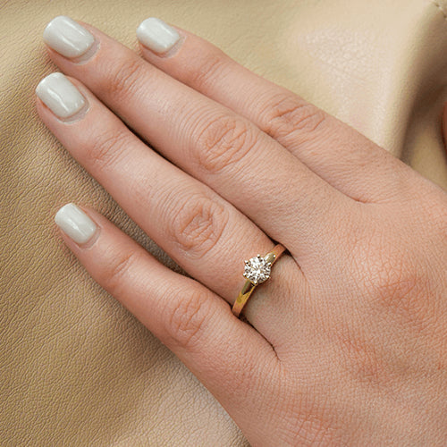 טבעת אירוסין סוליטר זהב צהוב "יולי"