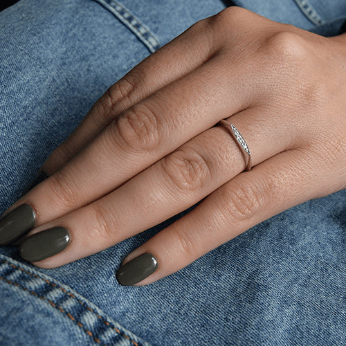 טבעת שורת יהלומים