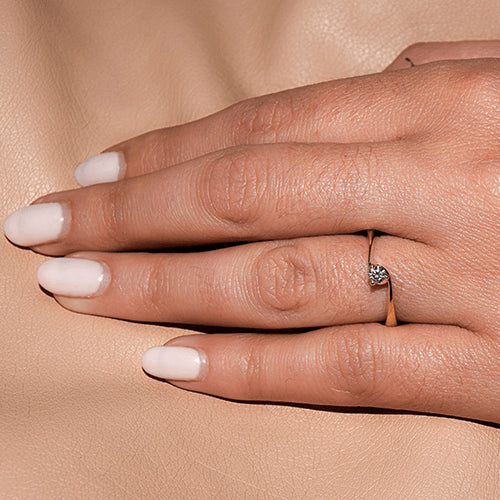 טבעת אירוסין זהב צהוב "בטי"