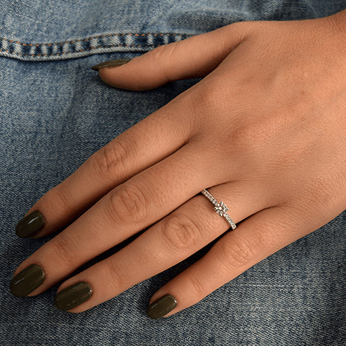 טבעת אירוסין זהב לבן אנדריאה בסגנון קלאסי