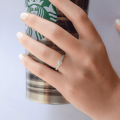 טבעת אירוסין קלאסית זהב לבן "אדל"