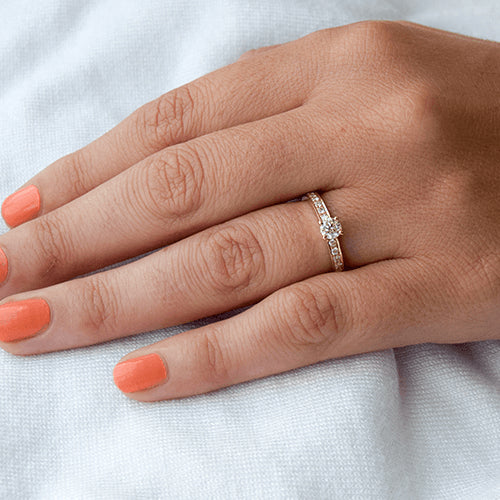 טבעת אירוסין זהב צהוב "אדל"