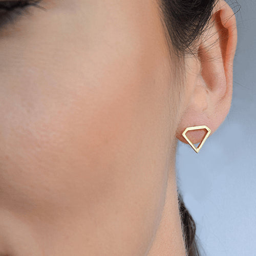 עגילי זהב צמודים לאוזן בעיצוב צורת יהלום