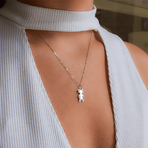 שרשרת ילדה מזהב בשיבוץ יהלומים טבעיים בעיצוב מתוק מרגש ונשי ליומיום