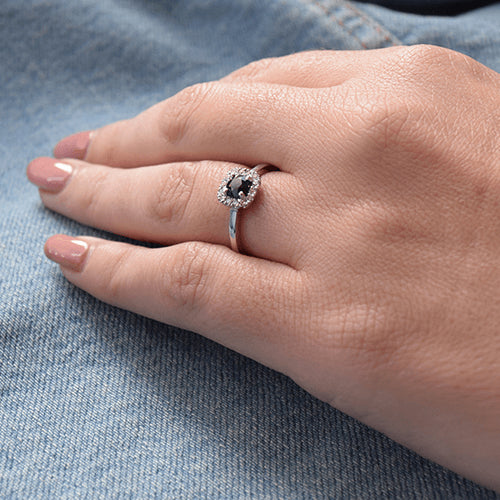 טבעת יהלומים שחורים "דומיניק"