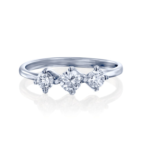 טבעת 3 יהלומים