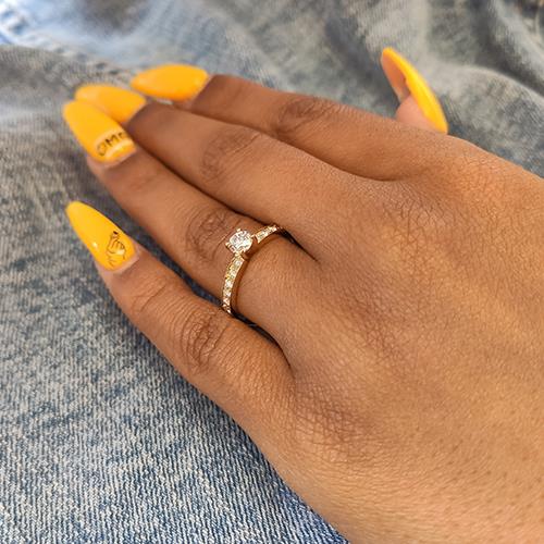 טבעת אירוסין זהב צהוב "אדל"