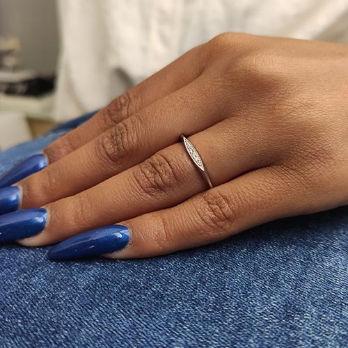 טבעת שורת יהלומים