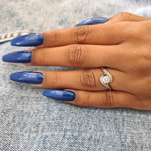 טבעת אירוסין זהב לבן סינתייה