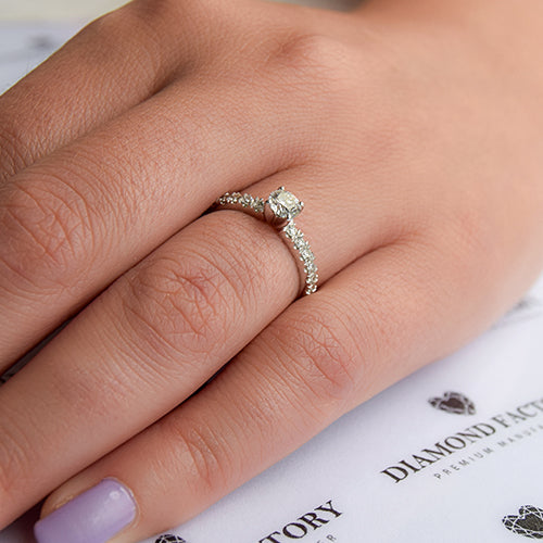 טבעת אירוסין זהב לבן "מלודי"