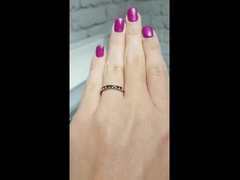 טבעת שורה המשובצת 7 יהלומים במשקל